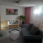 60 M² Ferienapartment Zentrumsnahe Mit Gartenbenutzung Steyr