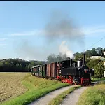 60 M² Ferienapartment Zentrumsnahe Mit Gartenbenutzung Appartamento Steyr