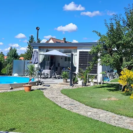 Lejlighed 60 M² Ferienapartment Zentrumsnahe Mit Gartenbenutzung *